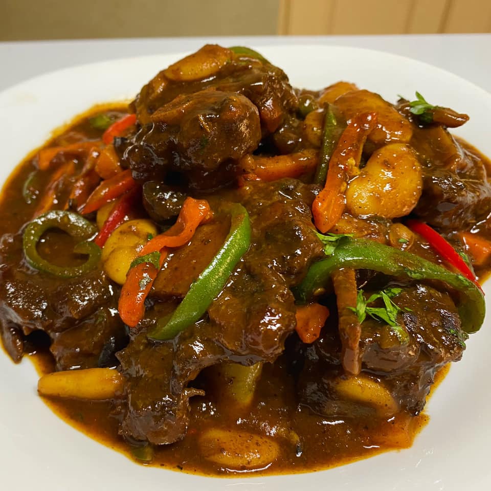 5 Jamaican Spice Blends to Transform Your Cooking